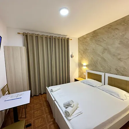 Anel Vlorë