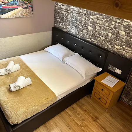 Anel 3* Vlorë