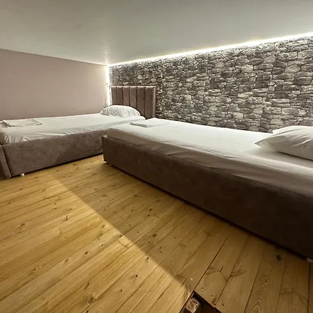 Anel 3* Vlorë