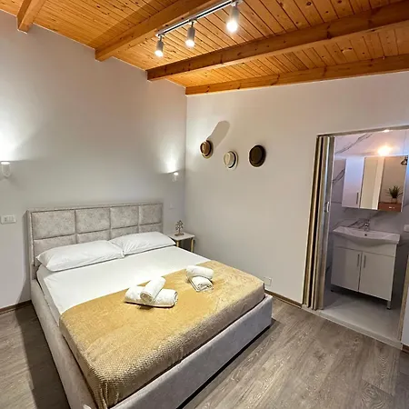 Anel 3* Vlorë