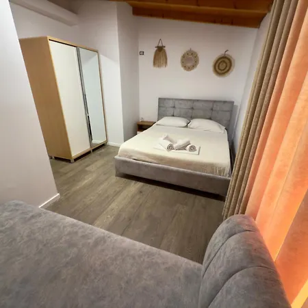 Anel 3* Vlorë