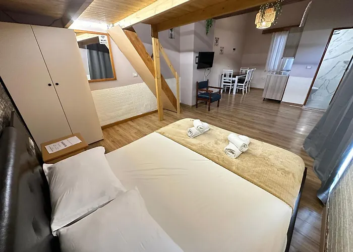 Anel Lejlighedshotel Vlorë